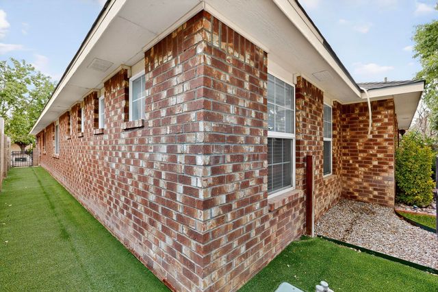 10220 BURHAM Road NW, Albuquerque, NM 87114