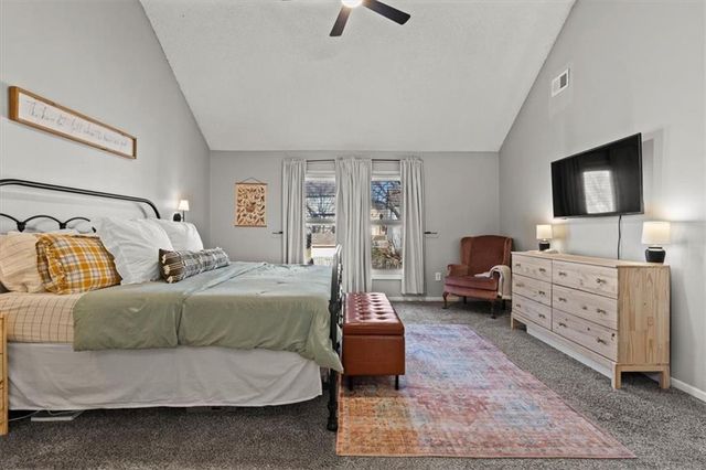 13928 W 71st Place, Shawnee, KS 66216