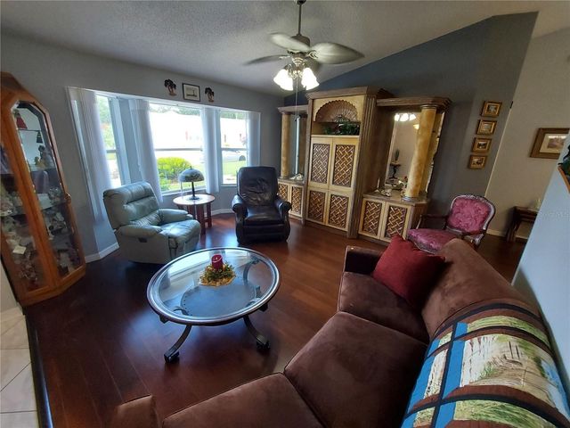 26010 NEWCOMBE CIRCLE, Leesburg, FL 34748