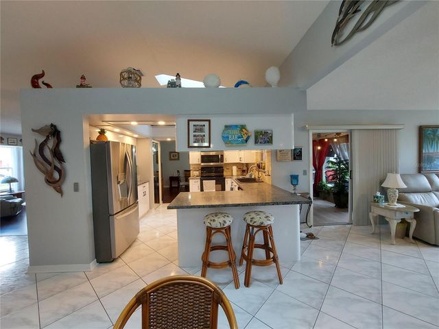 26010 NEWCOMBE CIRCLE, Leesburg, FL 34748