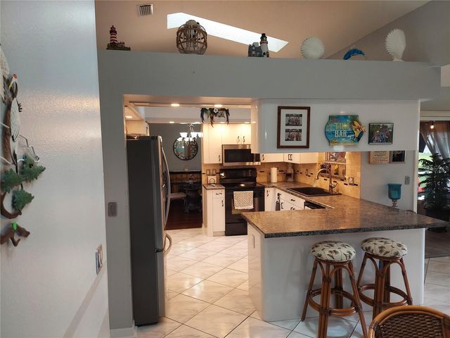 26010 NEWCOMBE CIRCLE, Leesburg, FL 34748