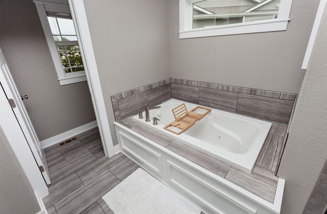 5003 NE Ledgestone Court, Ankeny, IA 50021