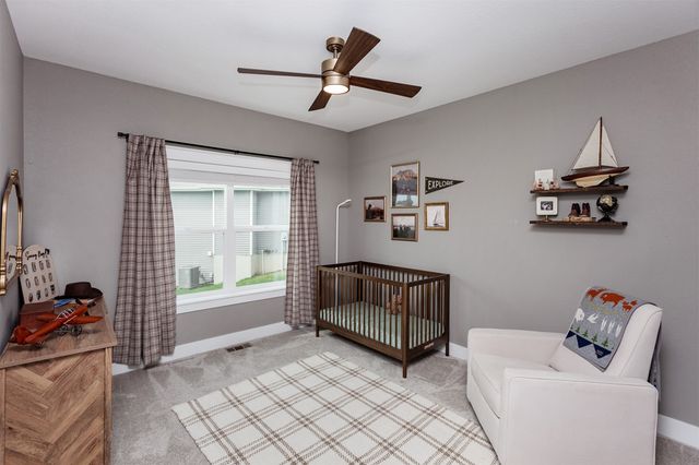 5003 NE Ledgestone Court, Ankeny, IA 50021