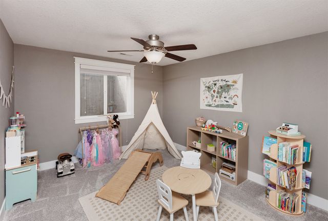 5003 NE Ledgestone Court, Ankeny, IA 50021