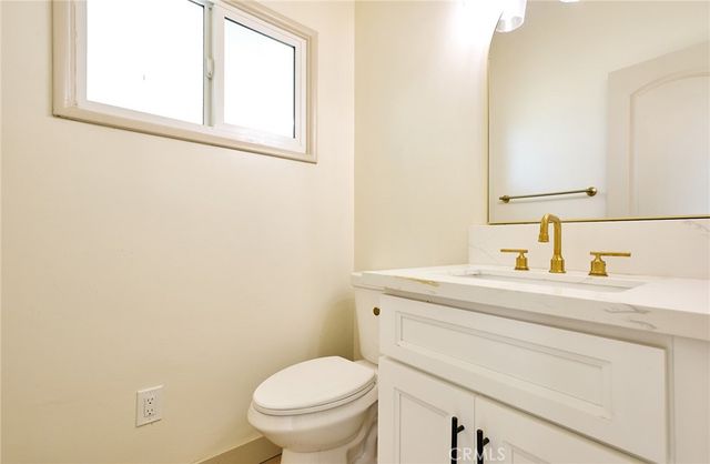 1407 S Hillford Avenue, Compton, CA 90220