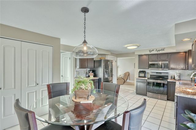 127 Twin Oak Drive, Gates, NY 14606