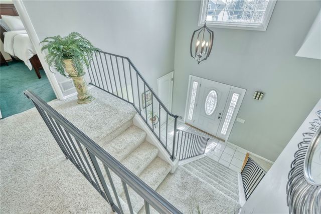 127 Twin Oak Drive, Gates, NY 14606