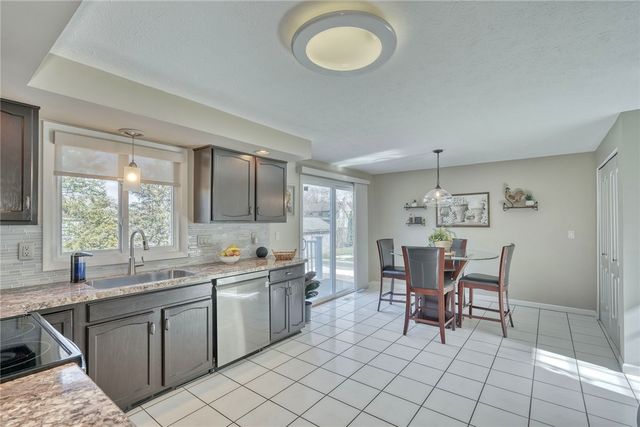 127 Twin Oak Drive, Gates, NY 14606