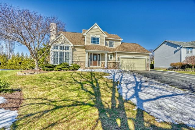 127 Twin Oak Drive, Gates, NY 14606