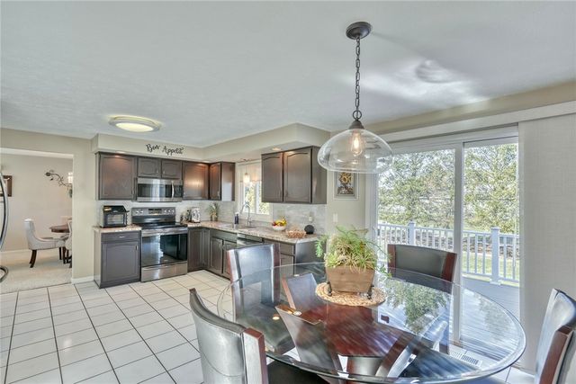 127 Twin Oak Drive, Gates, NY 14606