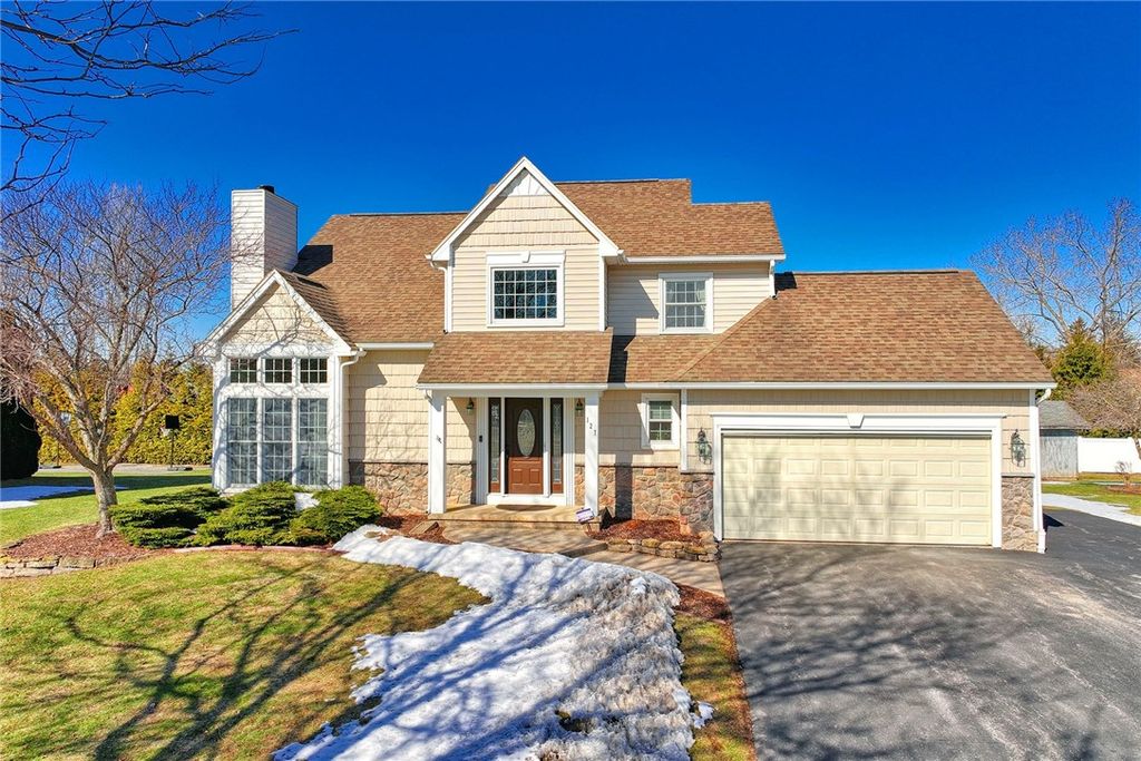 127 Twin Oak Drive, Gates, NY 14606