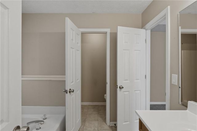 1014 Maple Leaf Ridge, Jonesboro, GA 30238