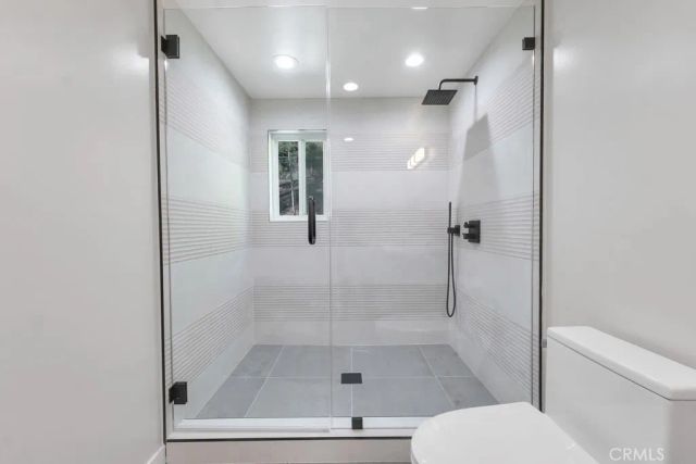 19653 Valdez Drive, Tarzana, CA 91356