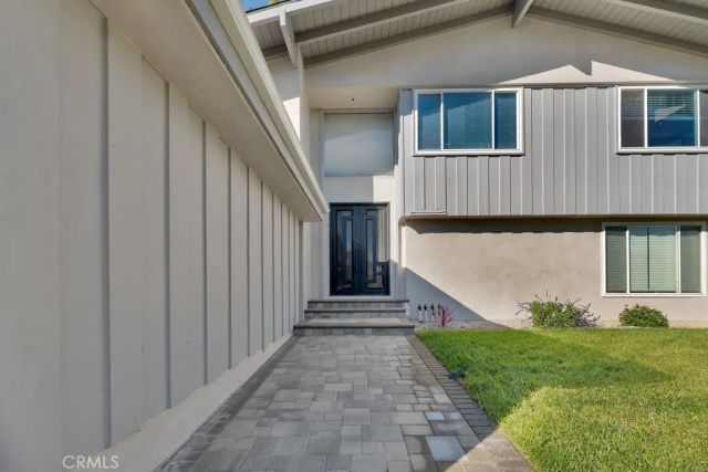 19653 Valdez Drive, Tarzana, CA 91356