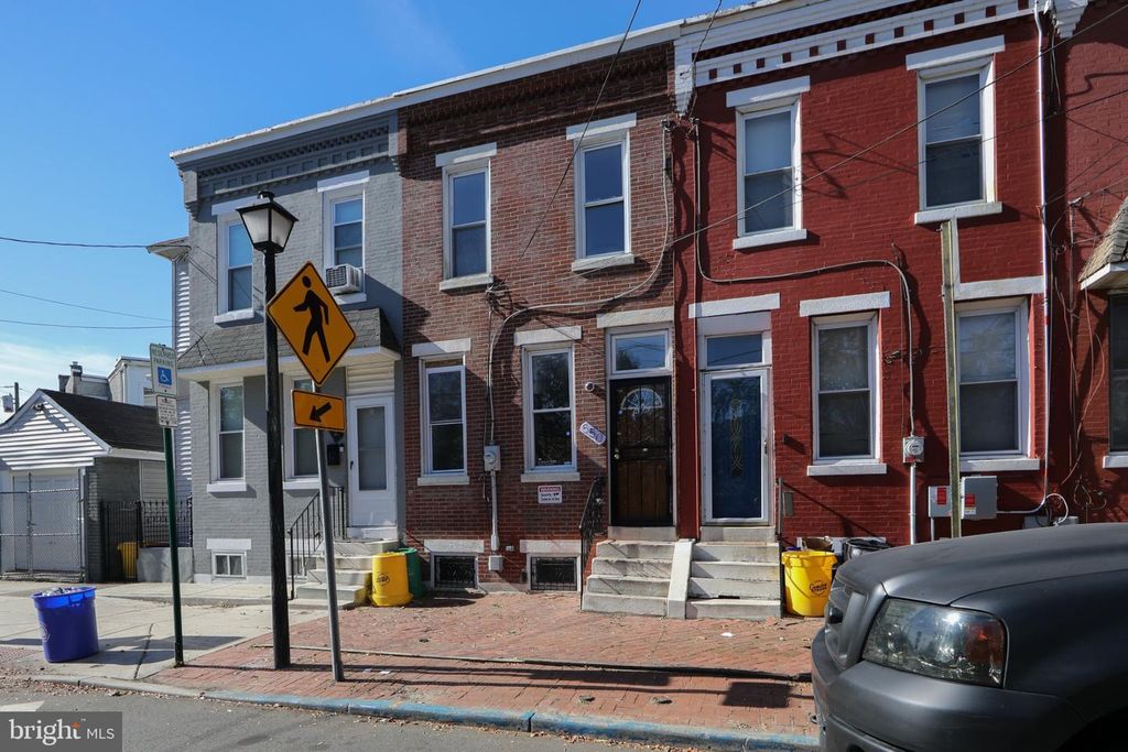 550 TRENTON AVE, CAMDEN, NJ 08103 — photo 2