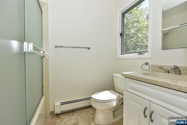 10 Mallard Run, Upper Saddle River, NJ 07458
