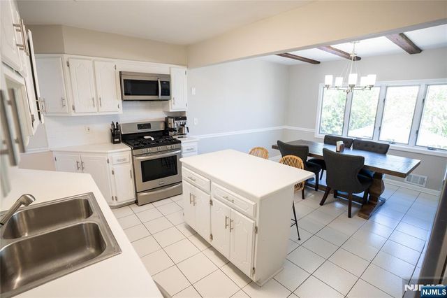 241 Coupe Place, North Arlington, NJ 07031