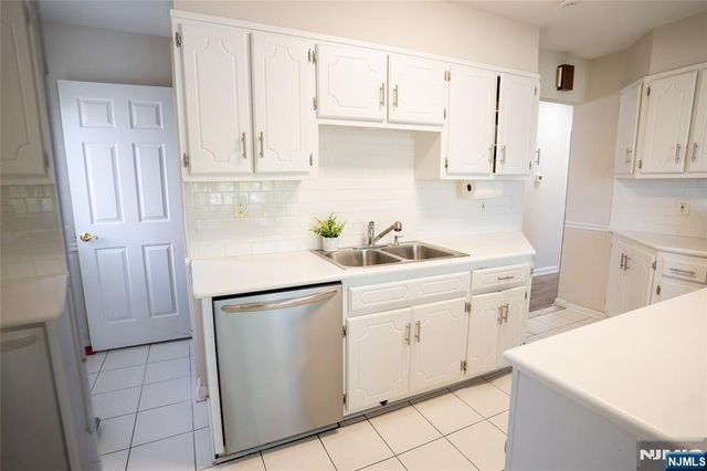 241 Coupe Place, North Arlington, NJ 07031