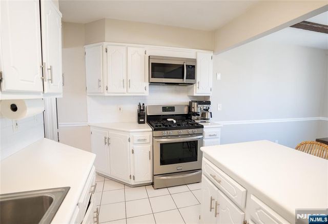 241 Coupe Place, North Arlington, NJ 07031
