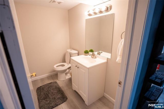241 Coupe Place, North Arlington, NJ 07031