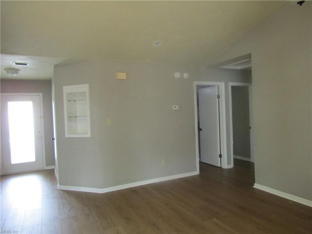 1884 Eunice CT, Virginia Beach, VA 23454