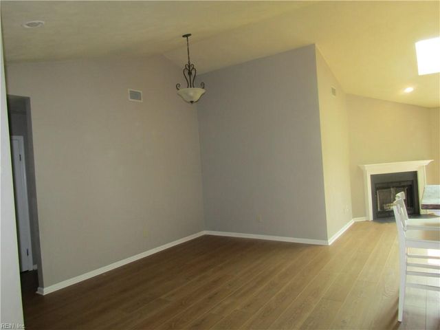 1884 Eunice CT, Virginia Beach, VA 23454