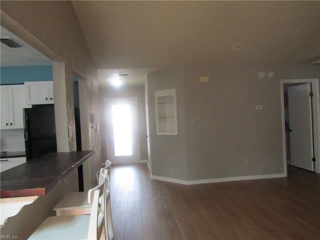 1884 Eunice CT, Virginia Beach, VA 23454