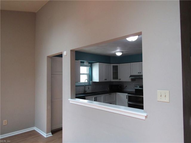 1884 Eunice CT, Virginia Beach, VA 23454