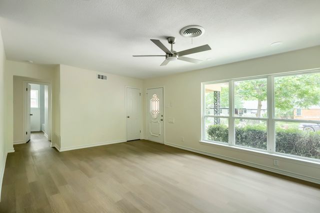 11624 Tuscany Way, Dallas, TX 75218