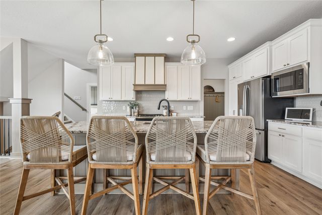 2105 Timberview Drive, Norwalk, IA 50211