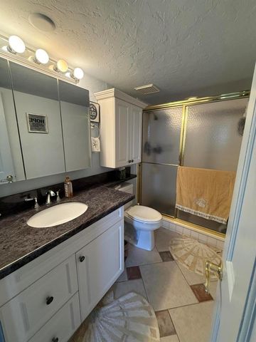 630 OCEAN Drive 215, Juno Beach, FL 33408