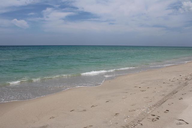 630 OCEAN Drive 215, Juno Beach, FL 33408
