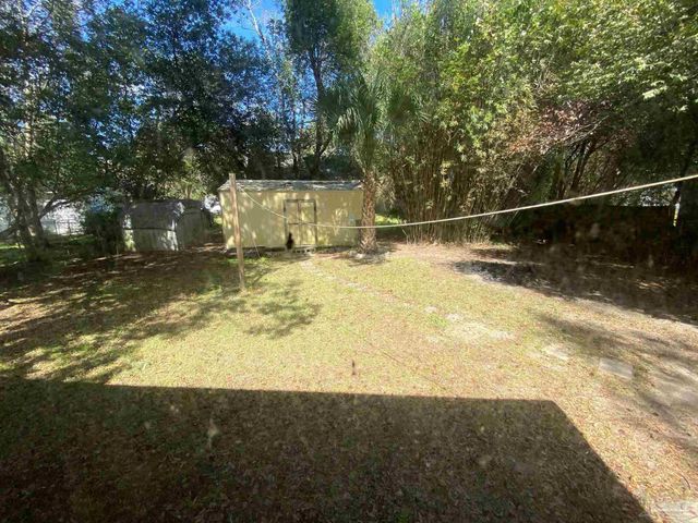 7080 Old Spanish Trl Rd, Milton, FL 32583