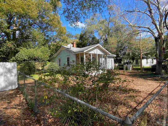 7080 Old Spanish Trl Rd, Milton, FL 32583