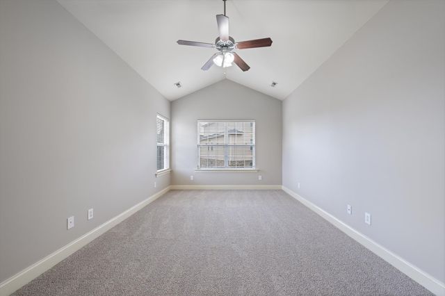 220 Rowlette Cir, Murfreesboro, TN 37127