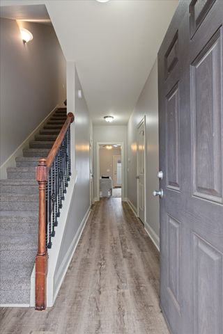 220 Rowlette Cir, Murfreesboro, TN 37127