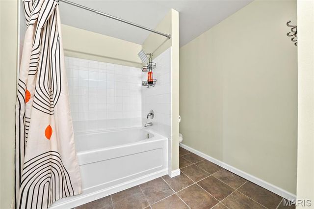 1511 Locust Street 807, St Louis, MO 63103