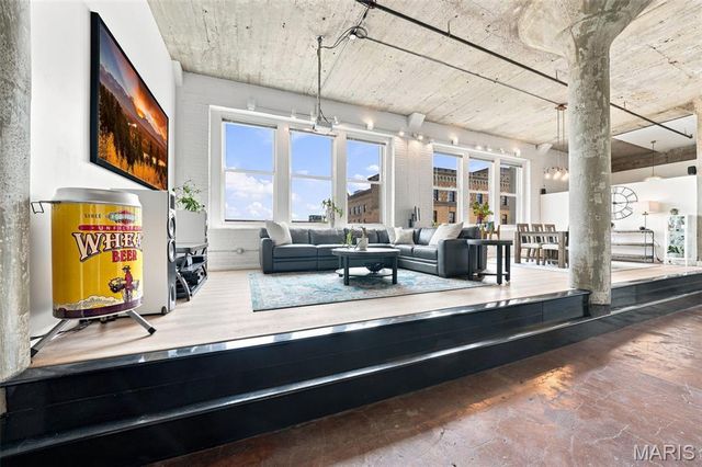 1511 Locust Street 807, St Louis, MO 63103