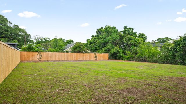 1816 Helm Avenue, North Charleston, SC 29405
