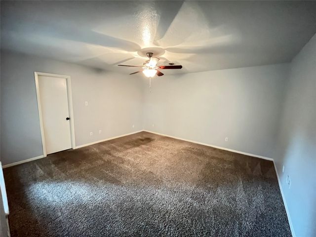2919 Holly Green Drive, Houston, TX 77339