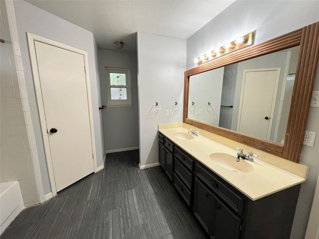 2919 Holly Green Drive, Houston, TX 77339