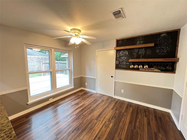 2919 Holly Green Drive, Houston, TX 77339