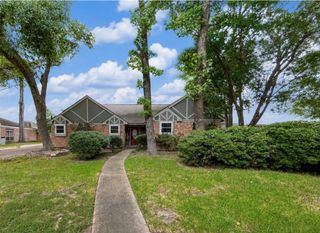 2919 Holly Green Drive, Houston, TX 77339