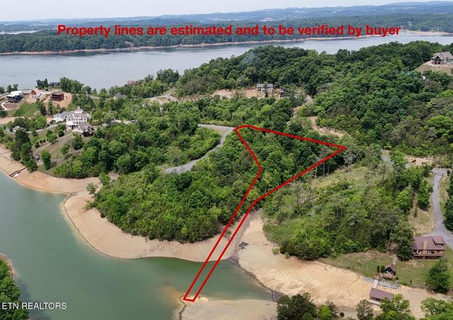 25 Stone Bridge Drive, Dandridge, TN 37725