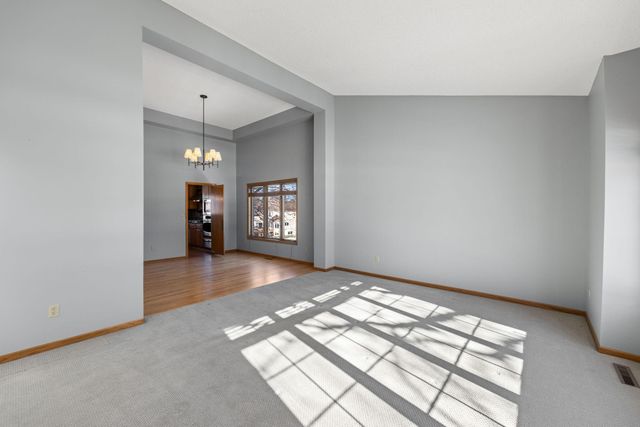 9136 Cambridge Alcove, Woodbury, MN 55125