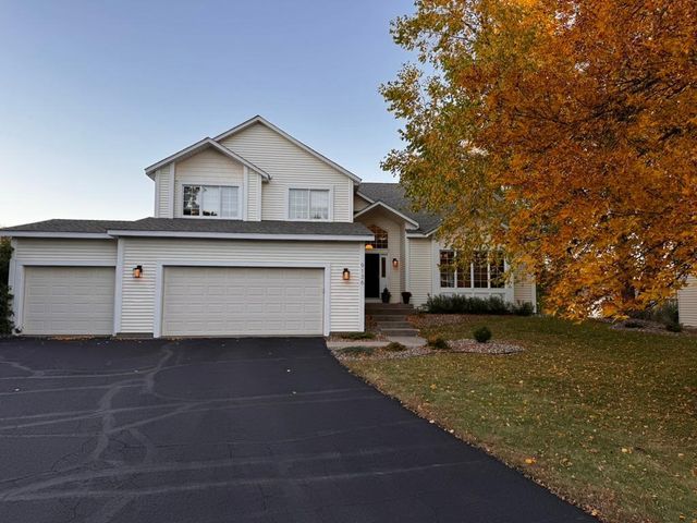 9136 Cambridge Alcove, Woodbury, MN 55125