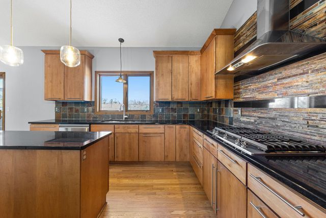 9136 Cambridge Alcove, Woodbury, MN 55125