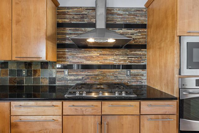 9136 Cambridge Alcove, Woodbury, MN 55125