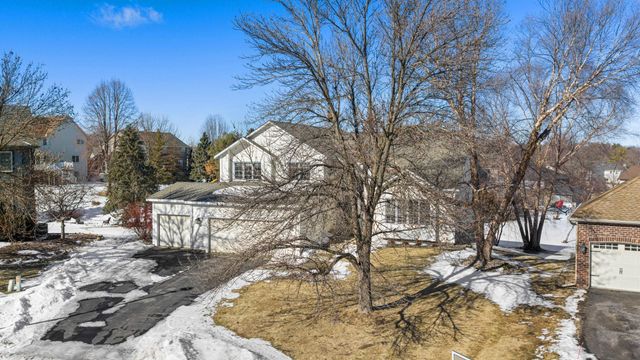 9136 Cambridge Alcove, Woodbury, MN 55125