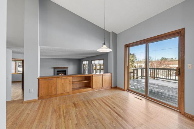 9136 Cambridge Alcove, Woodbury, MN 55125